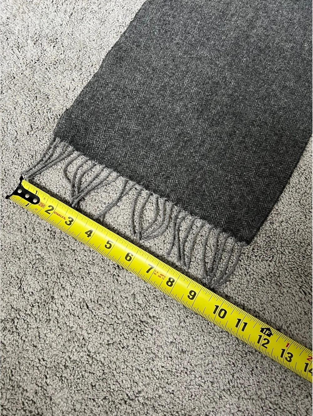 100% Cashmere Scarf Gray Herringbone Fringe Unisex Winter Classic 64 x 12